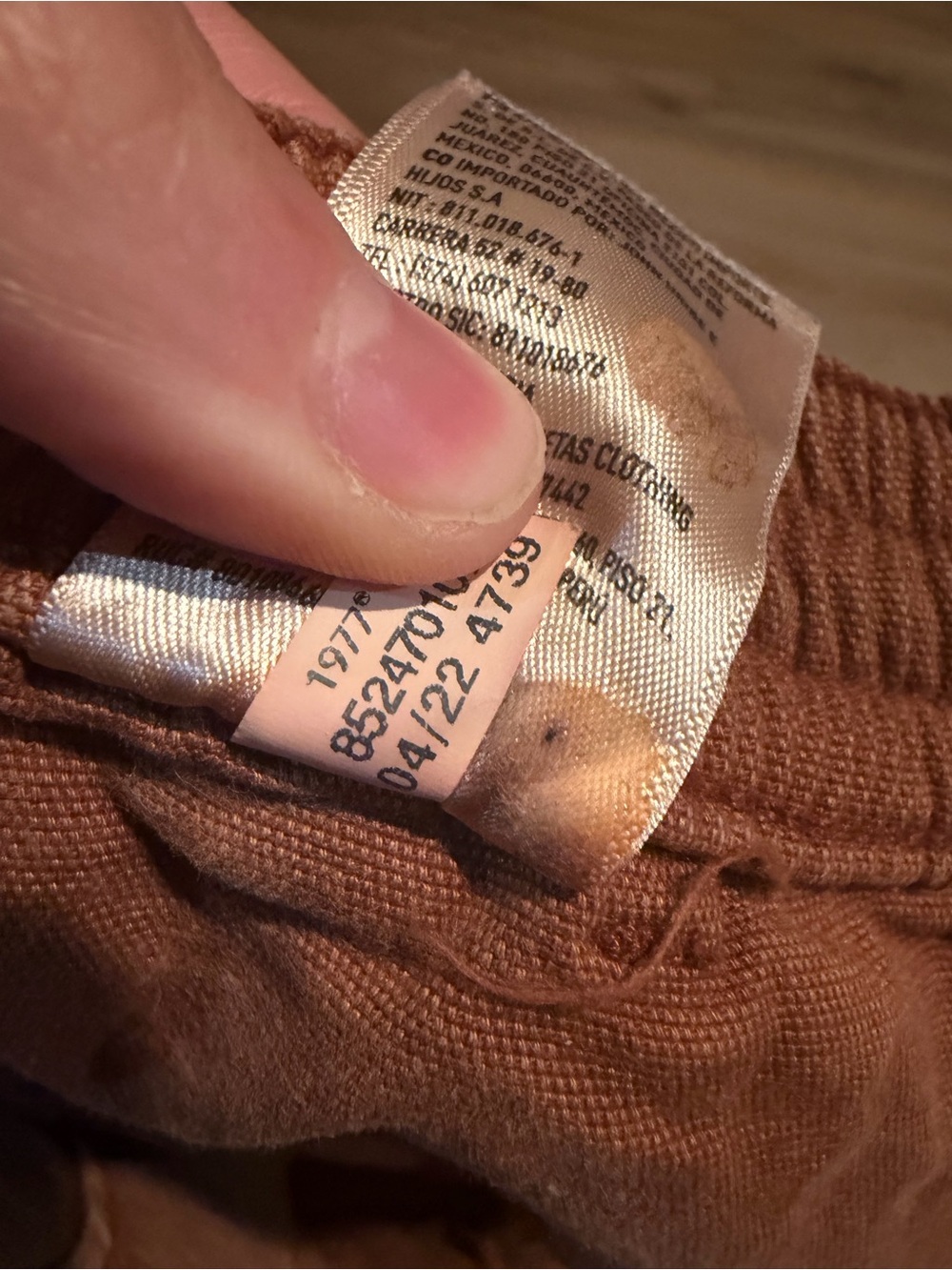American Eagle Brown Cargo Stretch Straight Leg Pants Women’s 8 Short Mid Rise - Picture 2 of 9